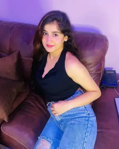 Call Girls Arambagh Cash On Delivery